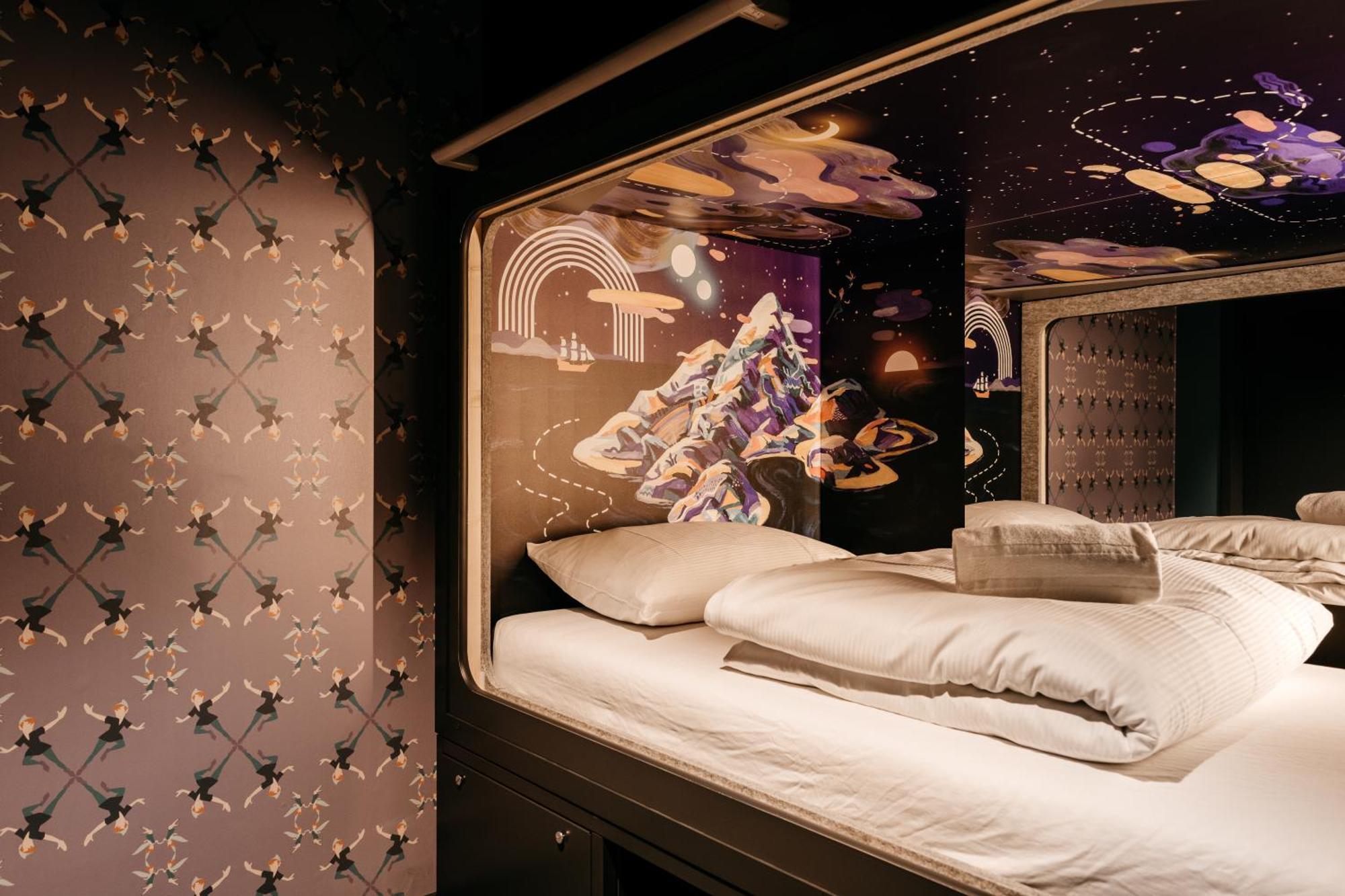 Capsule Hotel - Lucerne Old Town Eksteriør bilde